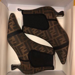 Fendi booties (never worn, perfect condition)